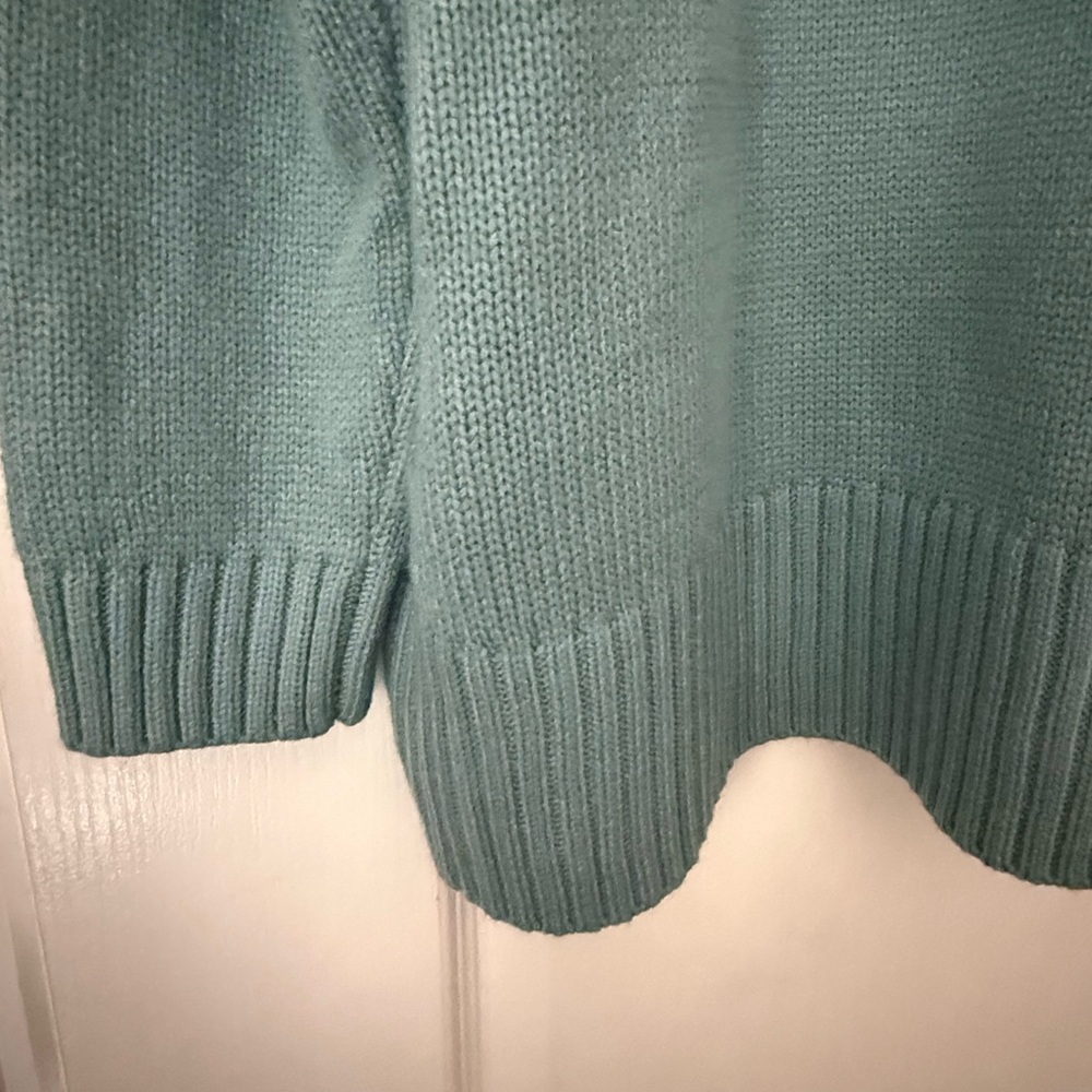 Candace Cameron Bure Sweater View 4